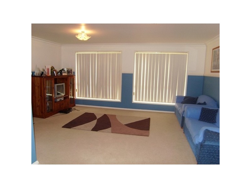 13 Church Street, Minmi NSW 2287