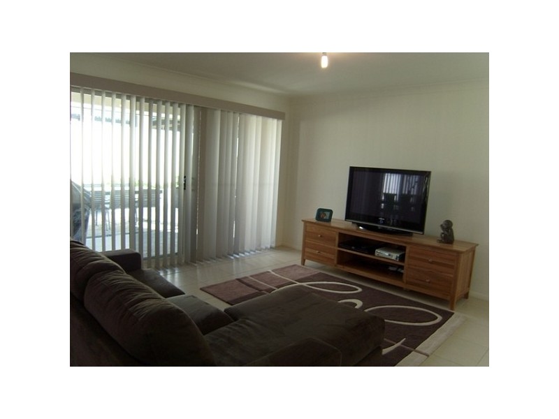 5 Hannah Street, Cameron Park NSW 2285