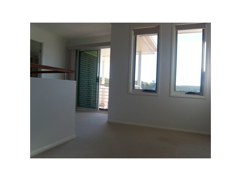 5 Hannah Street, Cameron Park NSW 2285