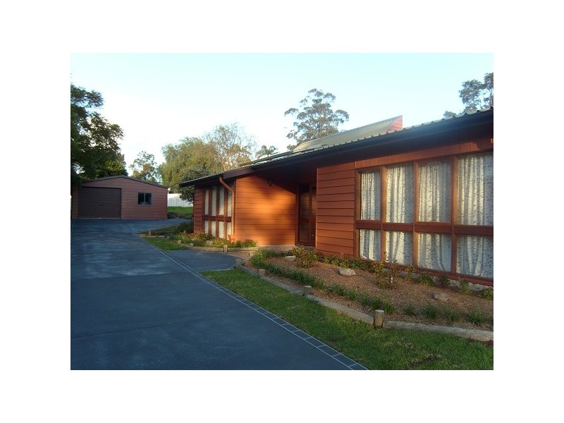 3 Stephenson Street, Killingworth NSW 2278