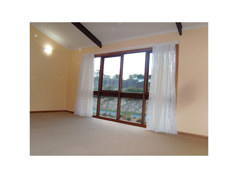 3 Stephenson Street, Killingworth NSW 2278