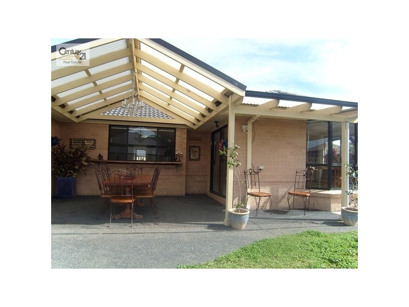 3 Bussorah Place, Cameron Park NSW 2285