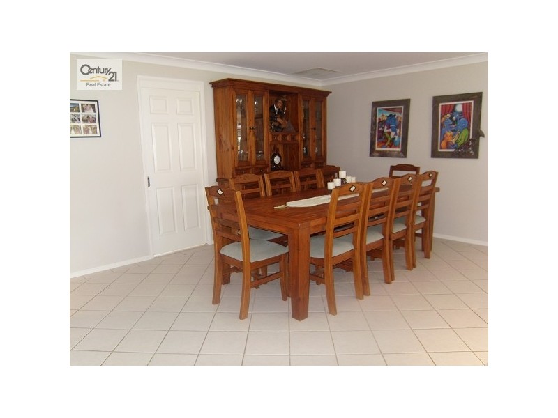 3 Bussorah Place, Cameron Park NSW 2285