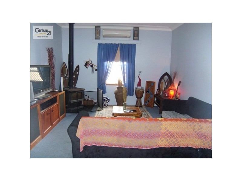 10 Margaret Street, Teralba NSW 2284