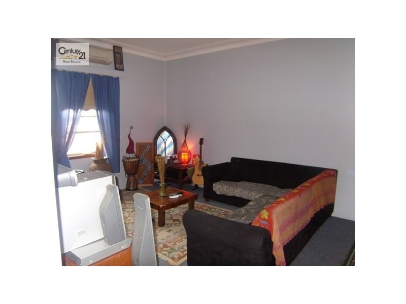 10 Margaret Street, Teralba NSW 2284