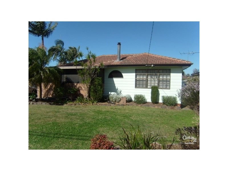 11 Renfrew Crescent, Edgeworth NSW 2285