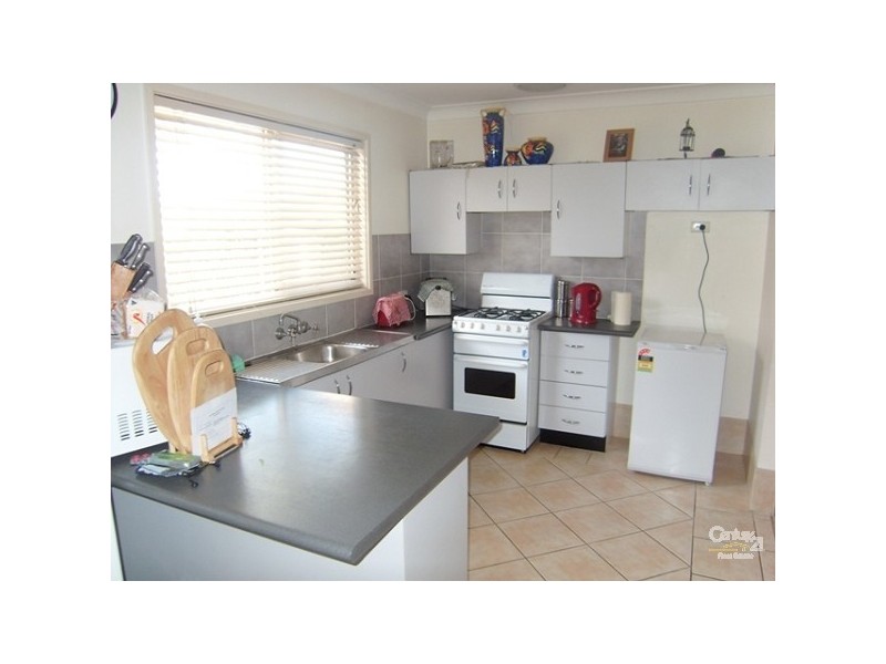 11 Renfrew Crescent, Edgeworth NSW 2285