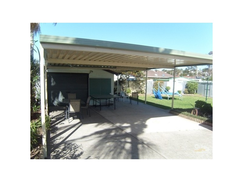 11 Renfrew Crescent, Edgeworth NSW 2285