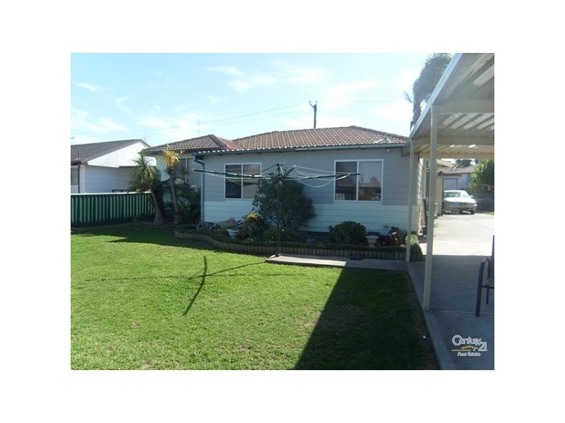 11 Renfrew Crescent, Edgeworth NSW 2285