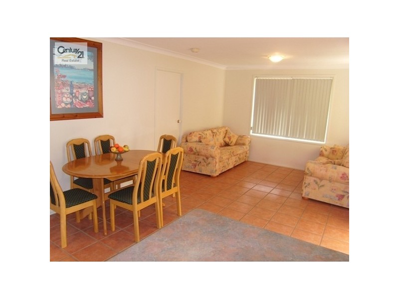 24 Flamingo Drive, Cameron Park NSW 2285