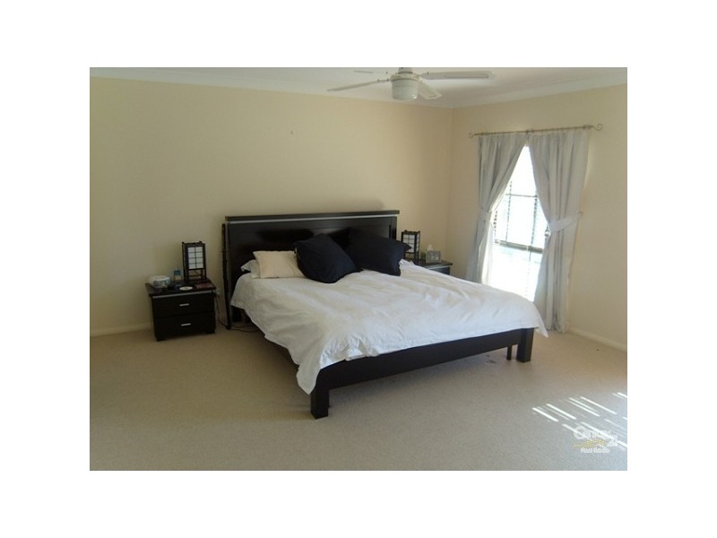 12 Atlas Grove, Cameron Park NSW 2285