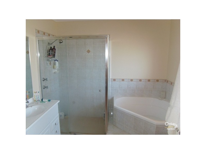 12 Atlas Grove, Cameron Park NSW 2285