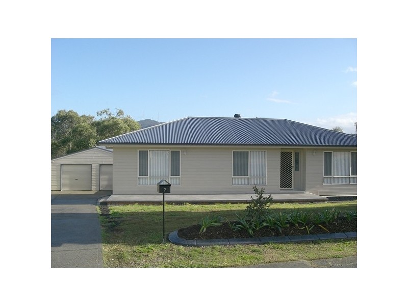 7 Buni Street, Holmesville NSW 2286