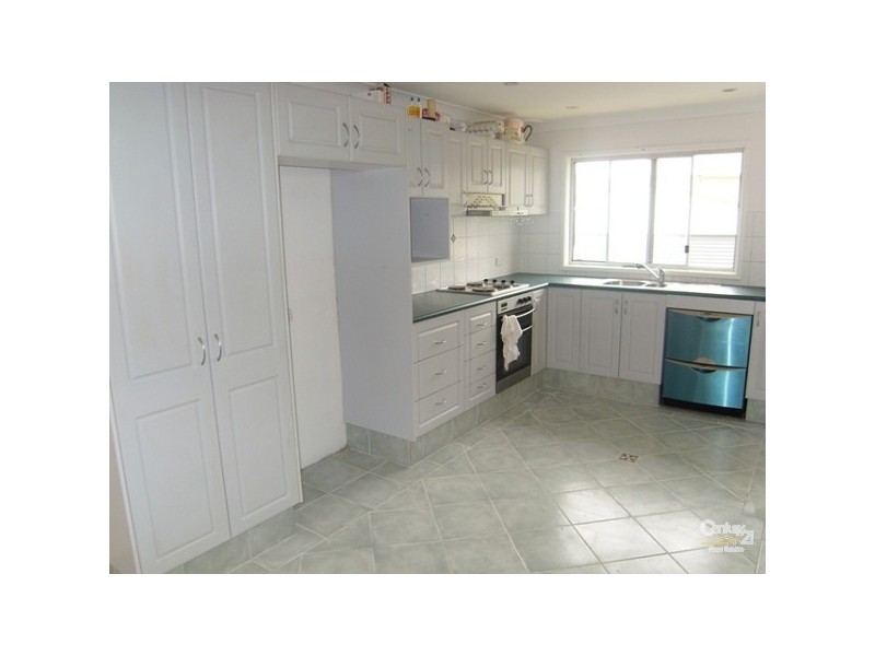 4 Coomalong Close, Holmesville NSW 2286