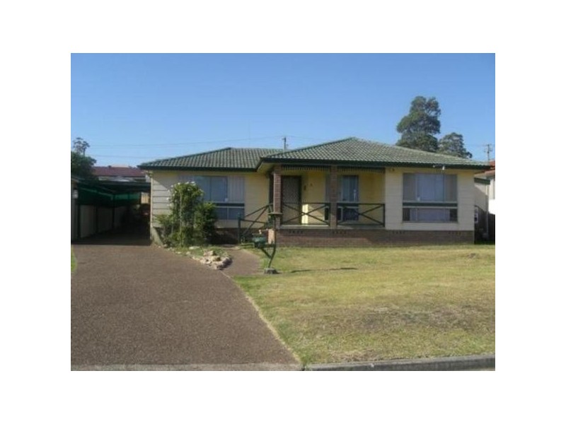 8 Renfrew Crescent, Edgeworth NSW 2285