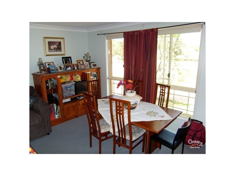 28 Tenille Close, Cameron Park NSW 2285