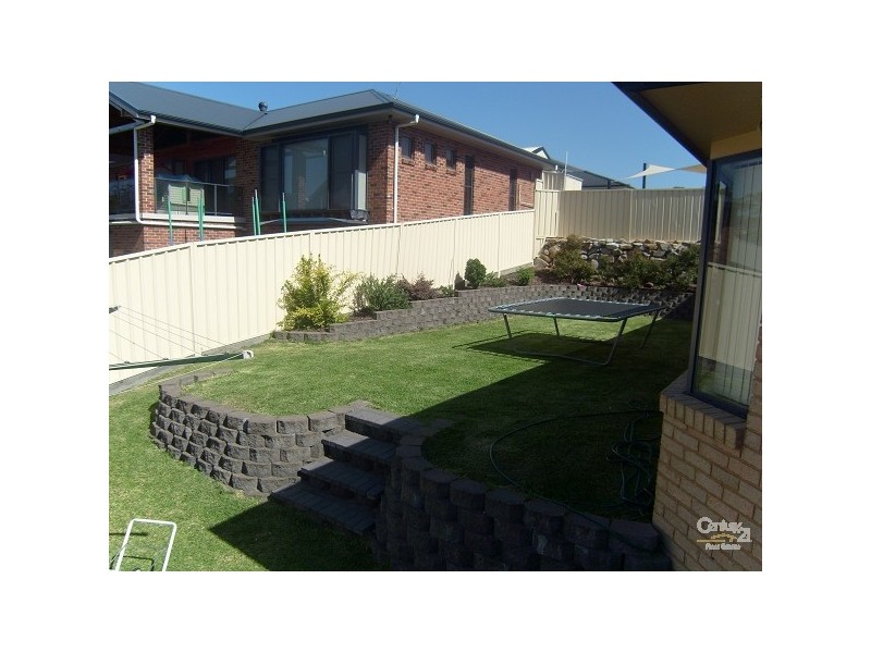 10 Hebe Place, Cameron Park NSW 2285