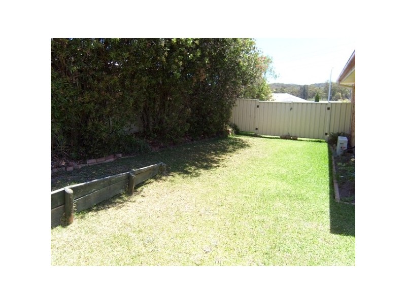 2 Cornus Circuit, Cameron Park NSW 2285