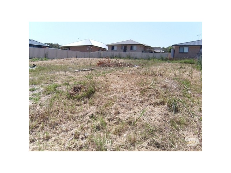 20 Redmond CCt, Cameron Park NSW 2285