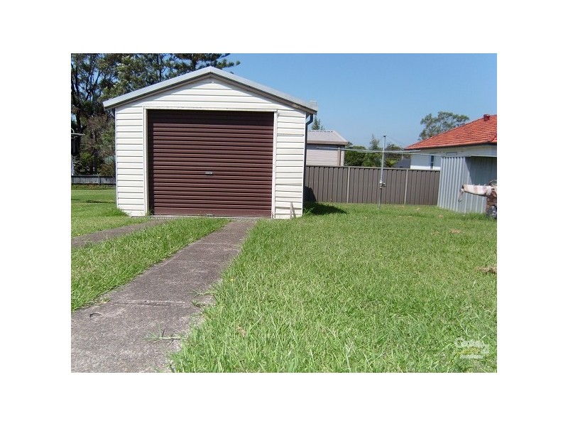 28 Vena St, Glendale NSW 2285