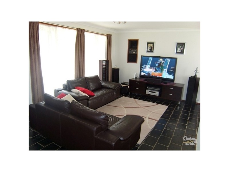 7 Sandycroft Street, Maryland NSW 2287