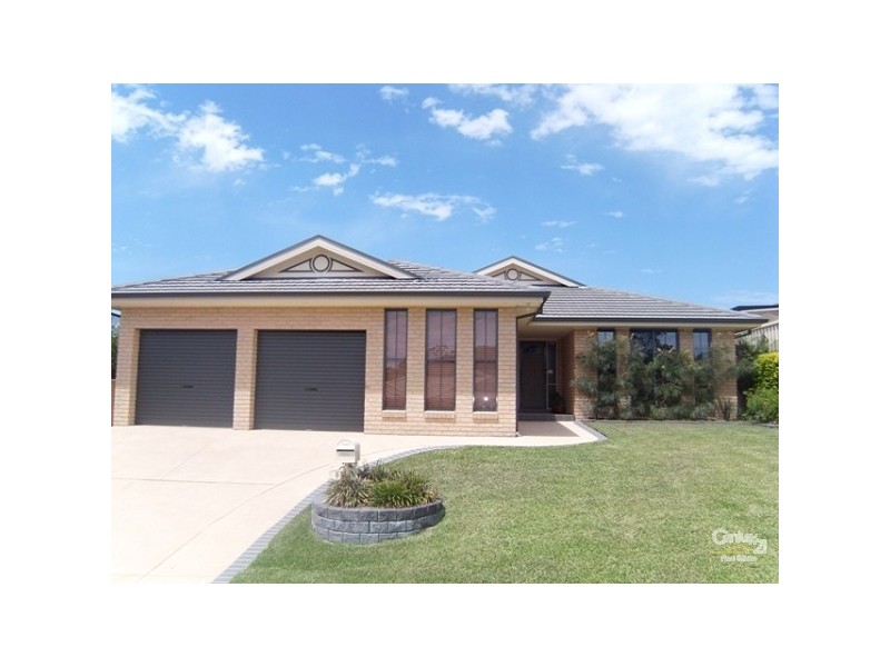 8 Hebe Place, Cameron Park NSW 2285