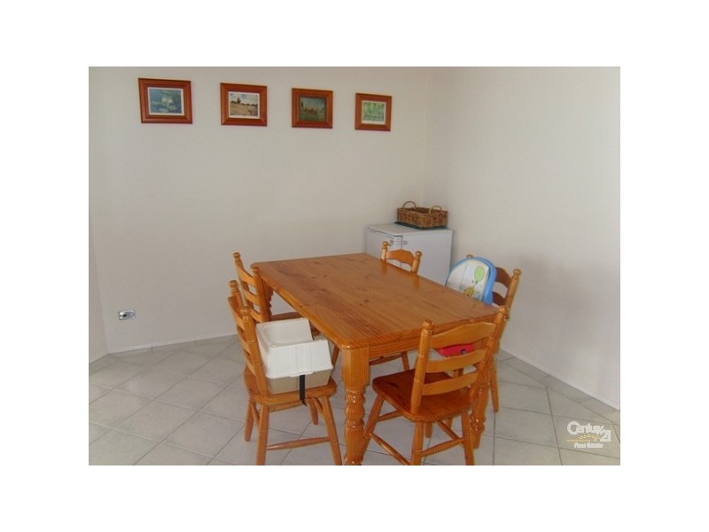 8 Hebe Place, Cameron Park NSW 2285