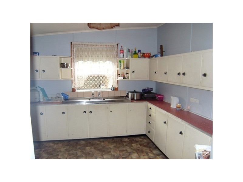 10 Margaret St, Teralba NSW 2284