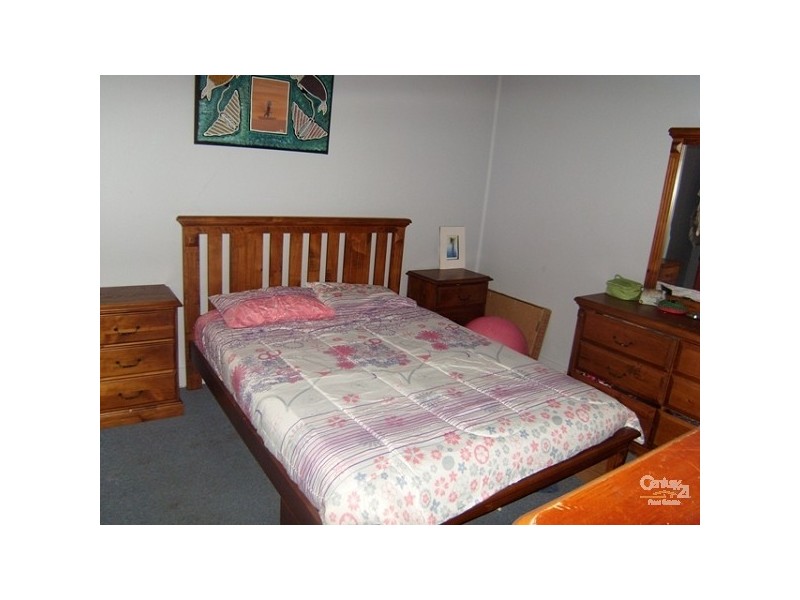 10 Margaret St, Teralba NSW 2284