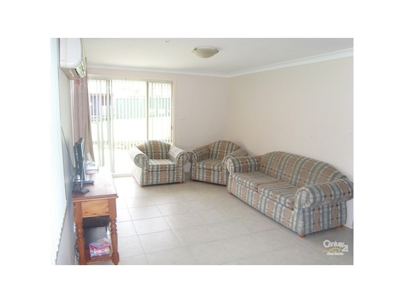 11 Toucan Close, Cameron Park NSW 2285