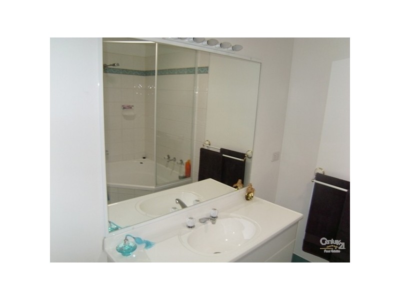 11 Toucan Close, Cameron Park NSW 2285