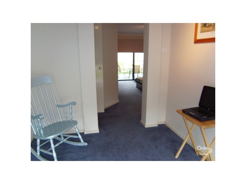 3 Quartz Place, Cameron Park NSW 2285