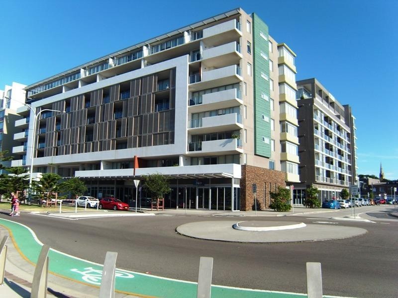 209/4 Honeysuckle Drive, Newcastle NSW 2300