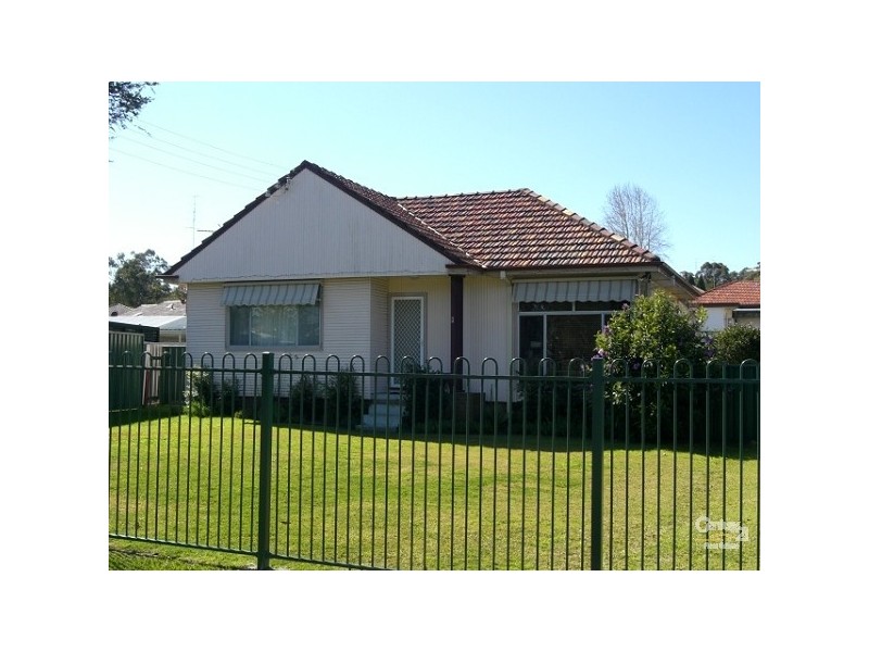 65 Clarence Street, Glendale NSW 2285