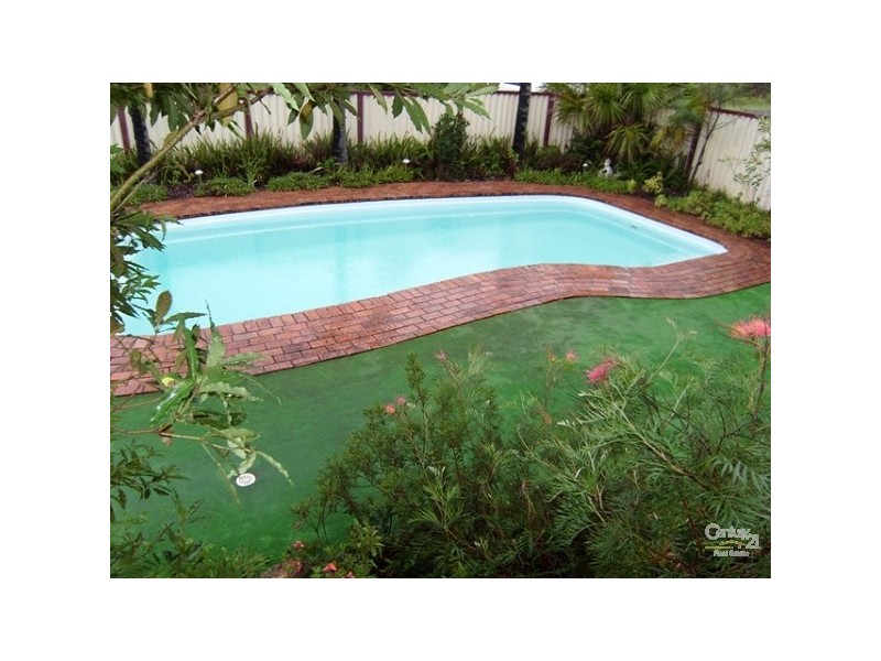1 Geordie St, Killingworth NSW 2278