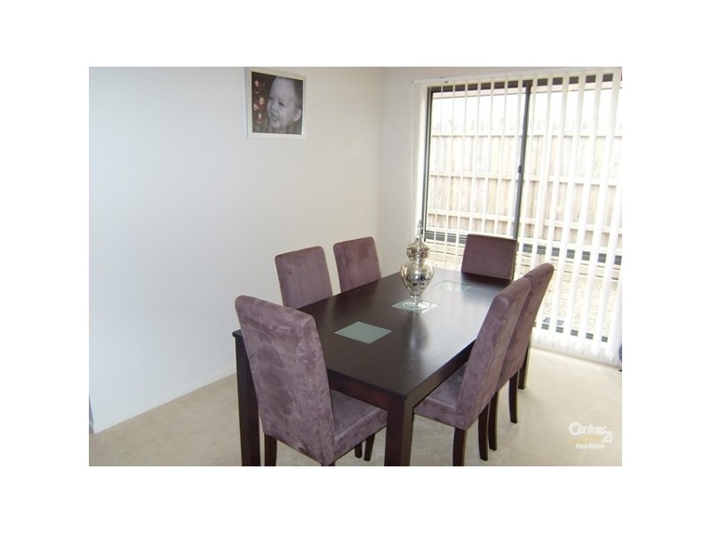 5 Tianie Street, Cameron Park NSW 2285