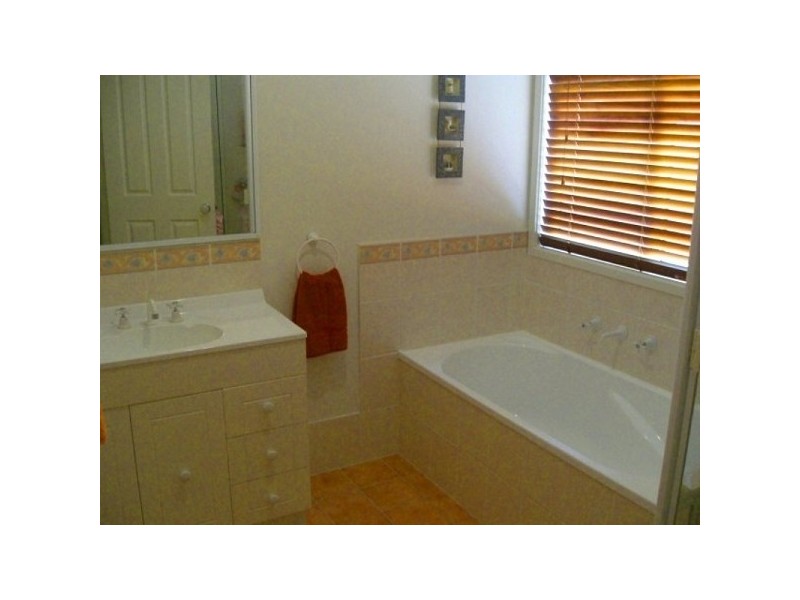Cameron Park NSW 2285