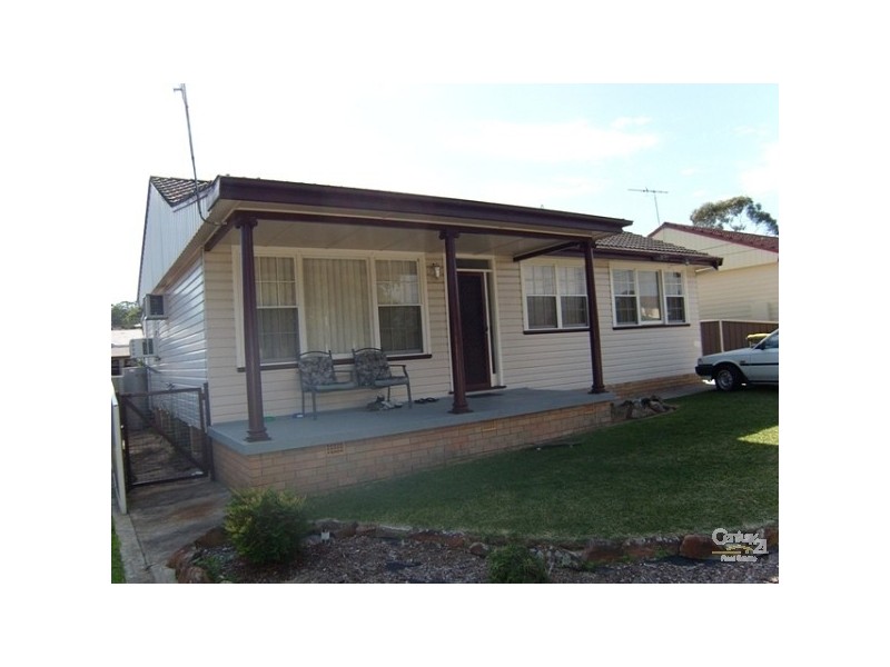 14 Raggatt Crescent, Edgeworth NSW 2285