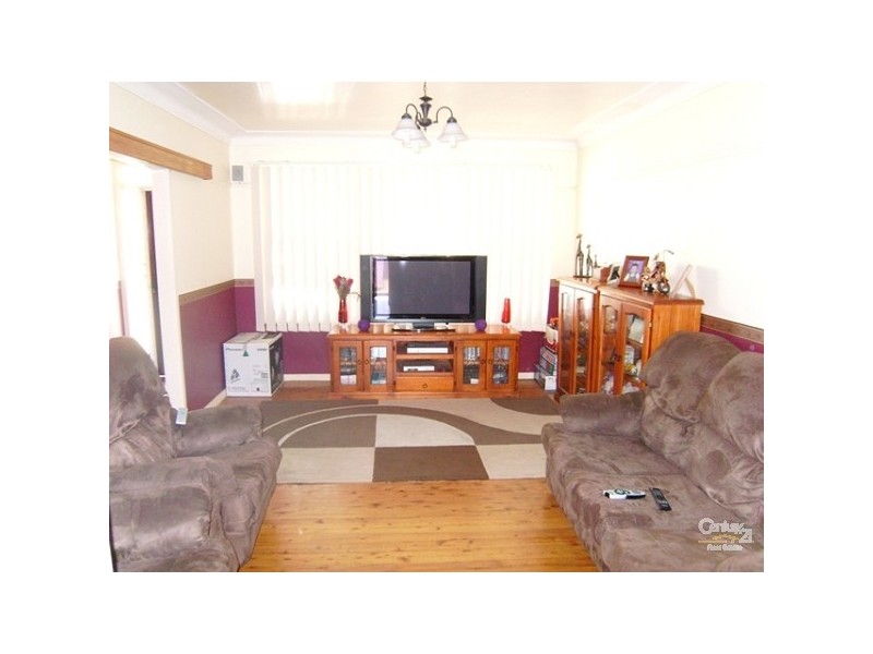 14 Raggatt Crescent, Edgeworth NSW 2285