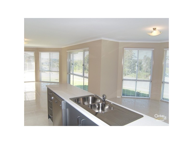 20 Billabong Drive, Cameron Park NSW 2285