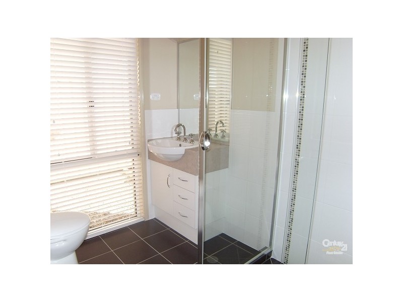 20 Billabong Drive, Cameron Park NSW 2285