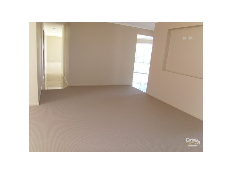 20 Billabong Drive, Cameron Park NSW 2285