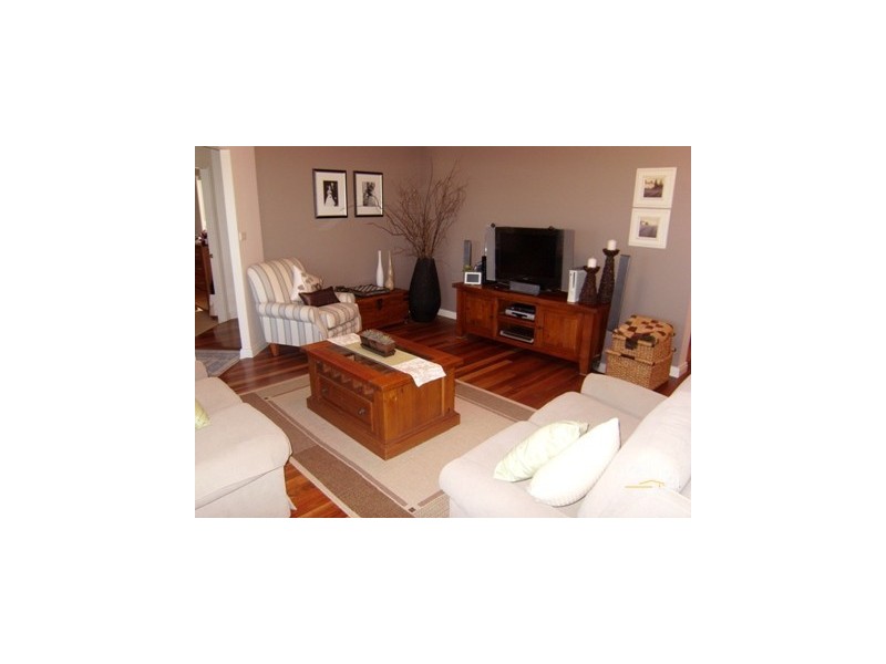 77 Harris St, Cameron Park NSW 2285