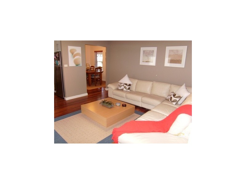 77 Harris St, Cameron Park NSW 2285