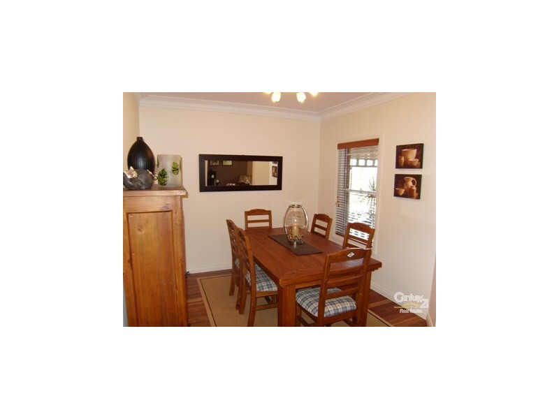 77 Harris St, Cameron Park NSW 2285