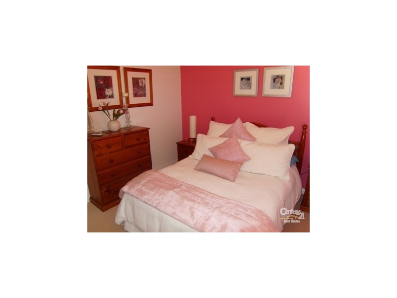 77 Harris St, Cameron Park NSW 2285