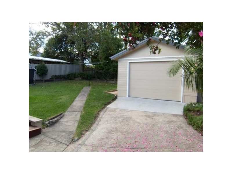 15 Kullaroo Road, Kahibah NSW 2290