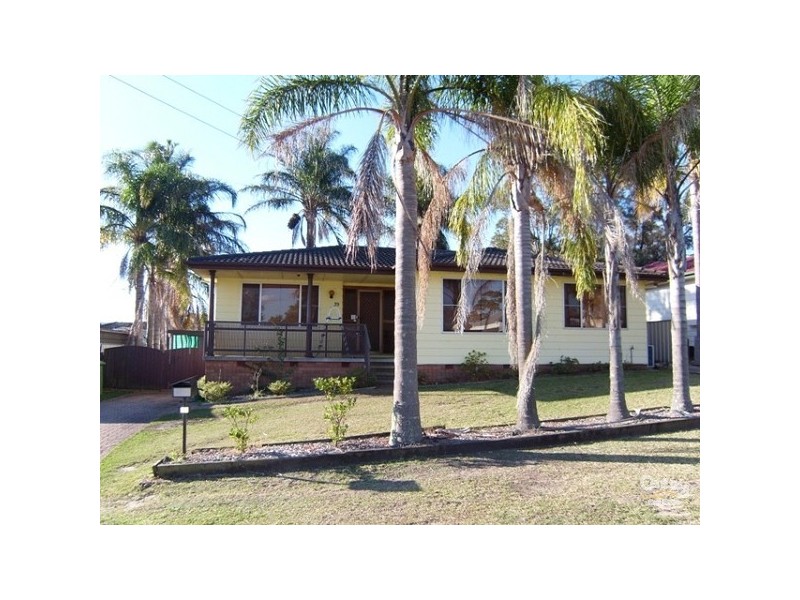 39 Elizabeth St, Holmesville NSW 2286
