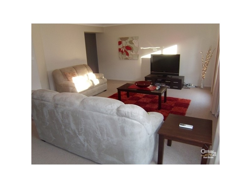 162 NorthLakes Dr, Cameron Park NSW 2285