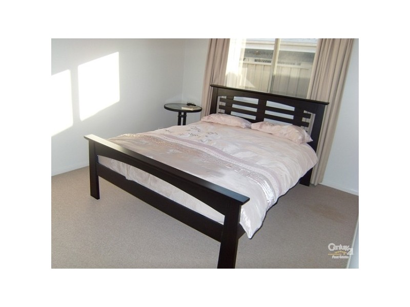 162 NorthLakes Dr, Cameron Park NSW 2285